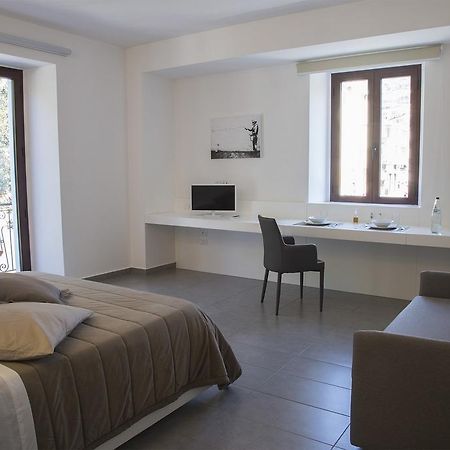 La Chambre Паола Экстерьер фото
